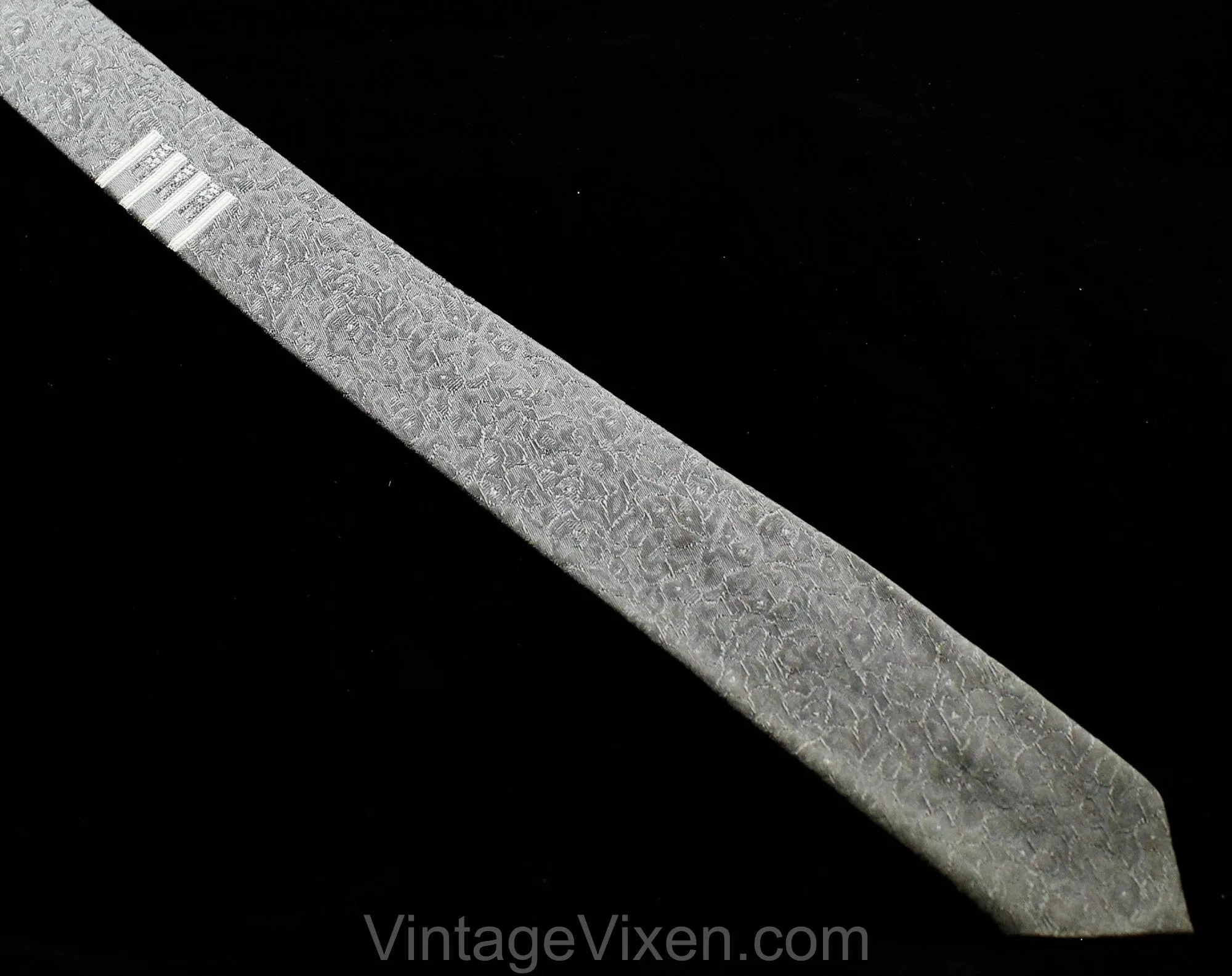 1950s Skinny Tie - Gray Brocade 50s Atomic Deco Stripe Crest - Mid Century Business Men's Necktie - Streamlined Narrow Neutral 1950's Tie
