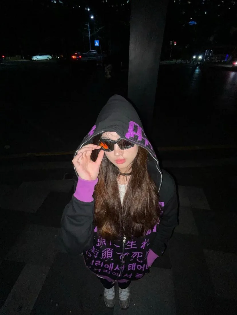 Avant-garde Designer Red Eye Sunglasses