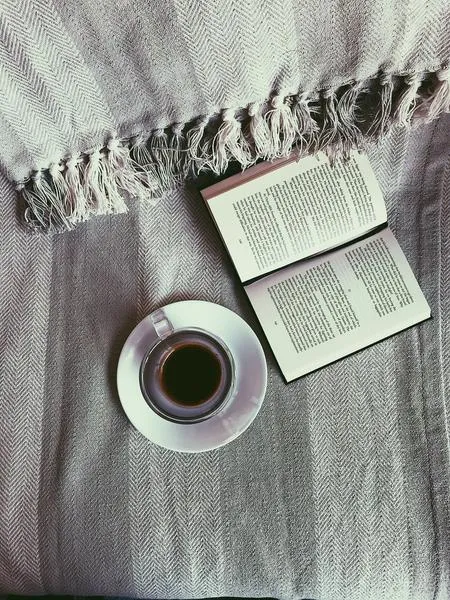 Cozy Organic Patterned Throw