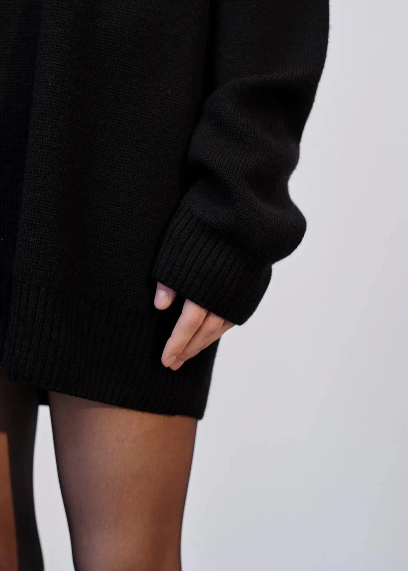 FRED KNIT SWEATER DRESS | BLACK