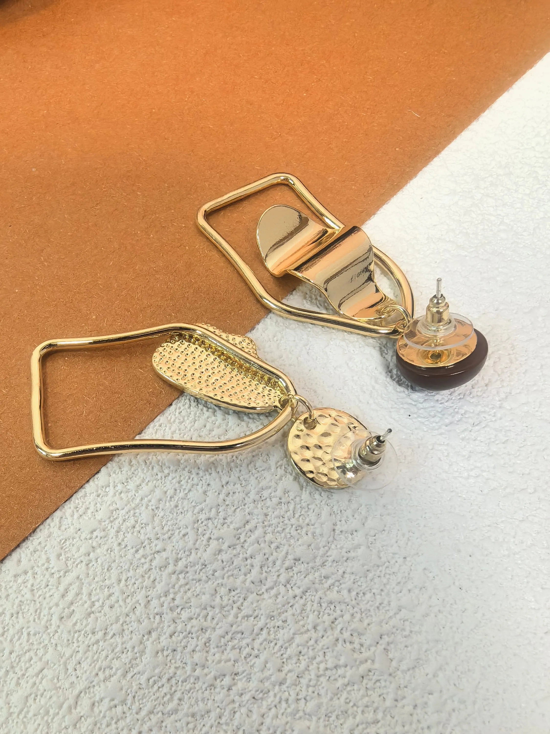 Modern Gold Crinkle Disc Irregular Frame Drop Dangle Statement Earrings
