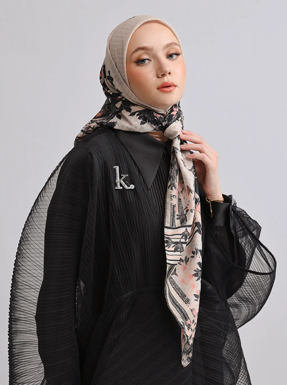 ORVA RAYA SIGNATURE SCARF BEIGE CLAY