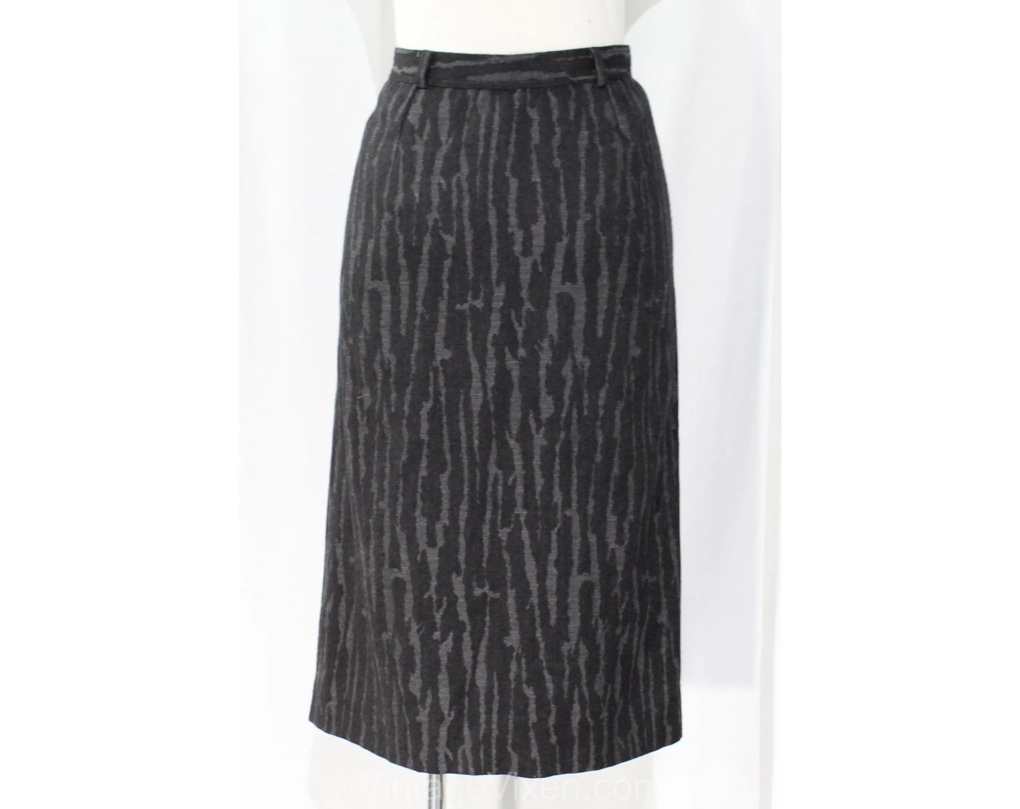 Size 8 Designer Gray Skirt - Valentino Avant Garde Abstract Wool Tailored Skirt - Chic 90s Office Wear - Edgy Woodgrain Print - Waist 27