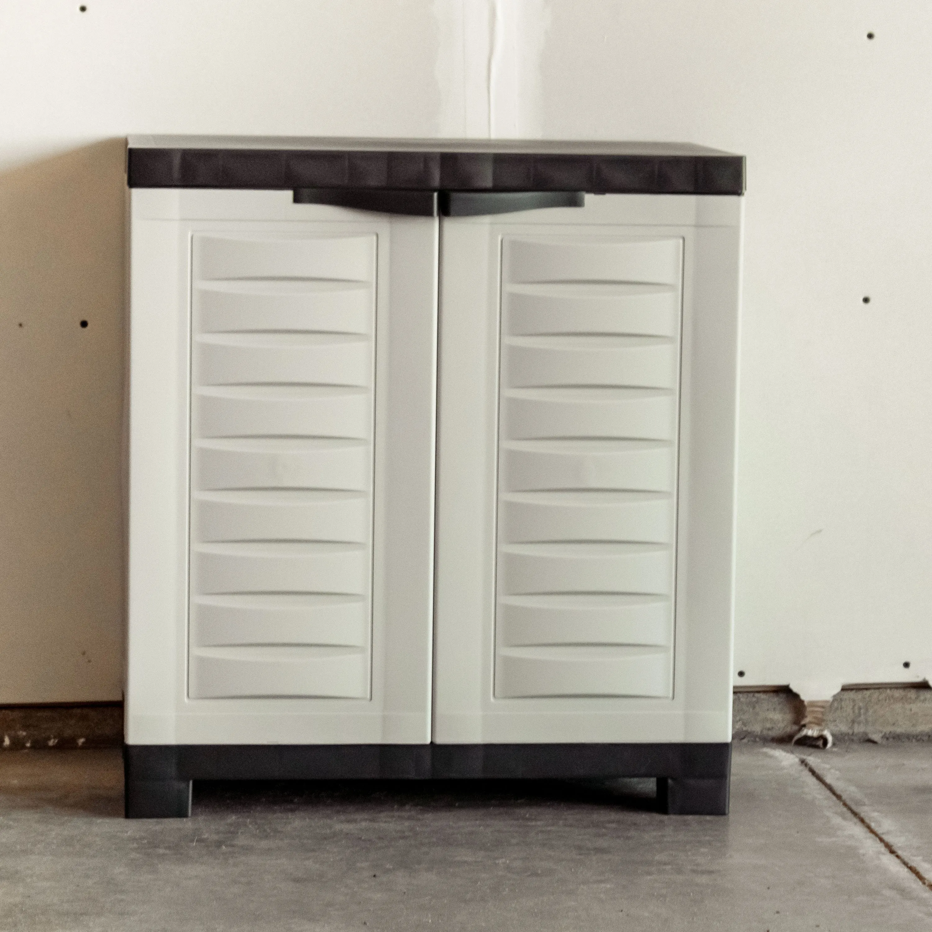 Sunnydaze Plastic Garage Storage Cabinet with Adjustable Shelf - Gray