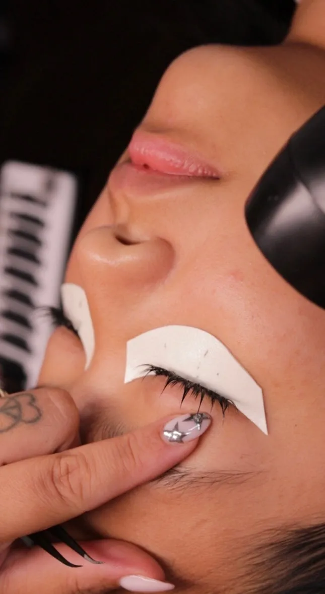 Wet Styling Sealant Training - Wispy Lash Styling